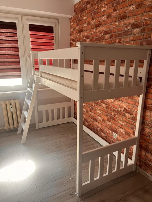 Łóżko piętrowe prawie nowe