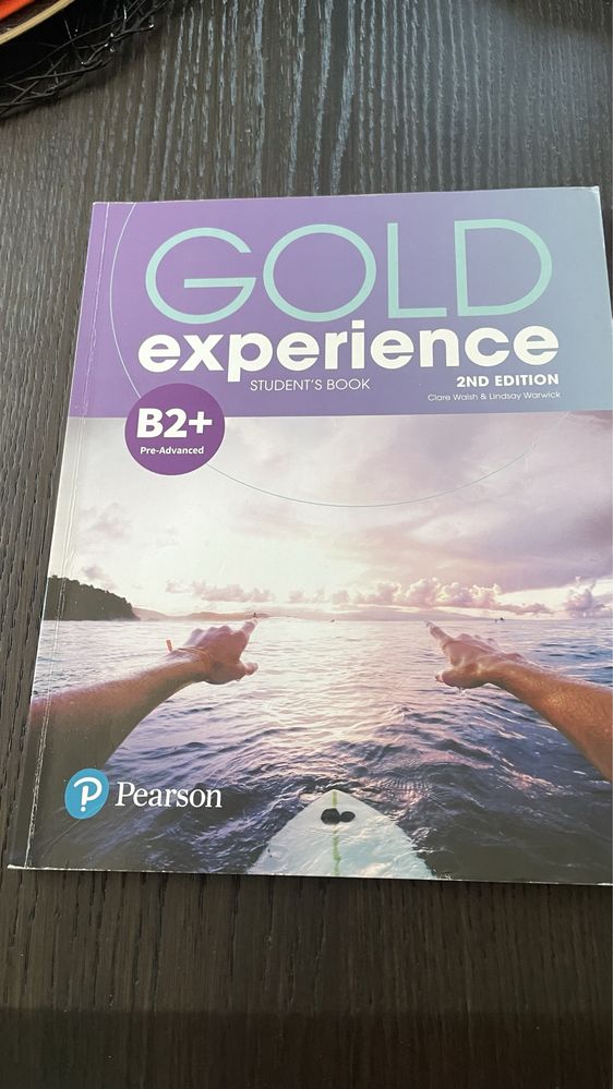 Gold Experience B2+ student’s book Pearson