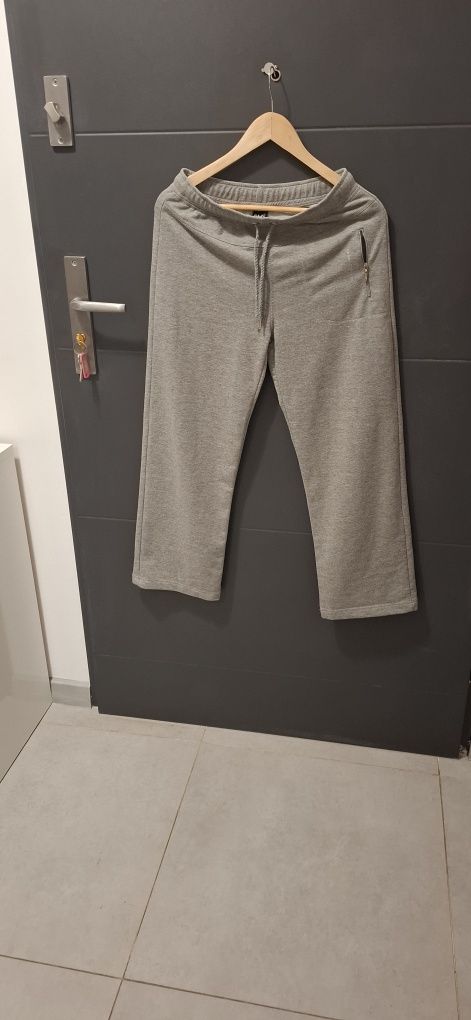 Spodnie dresowe damskie  rozm. xl