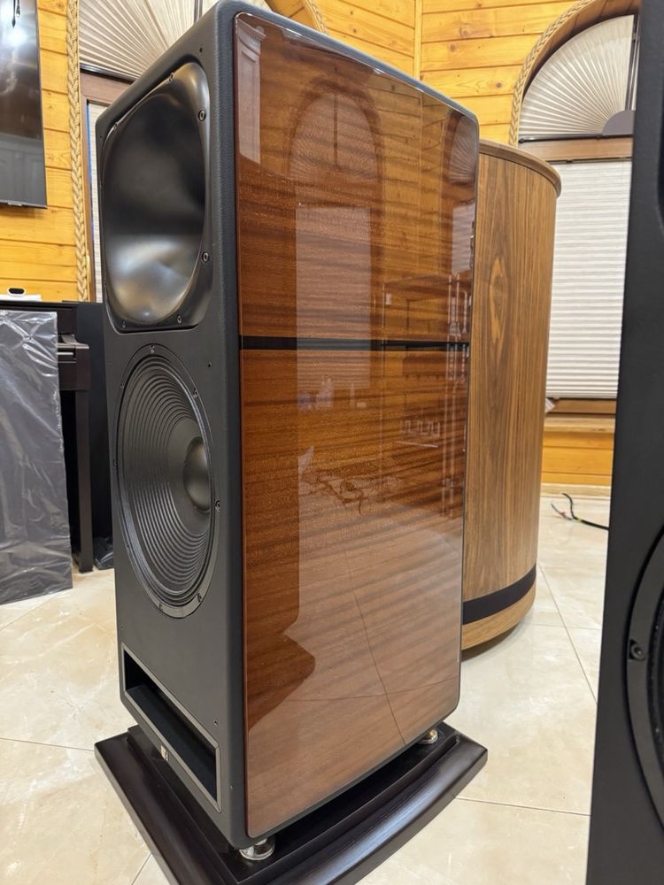 Акустика Unison Research MAX 2 Mogano