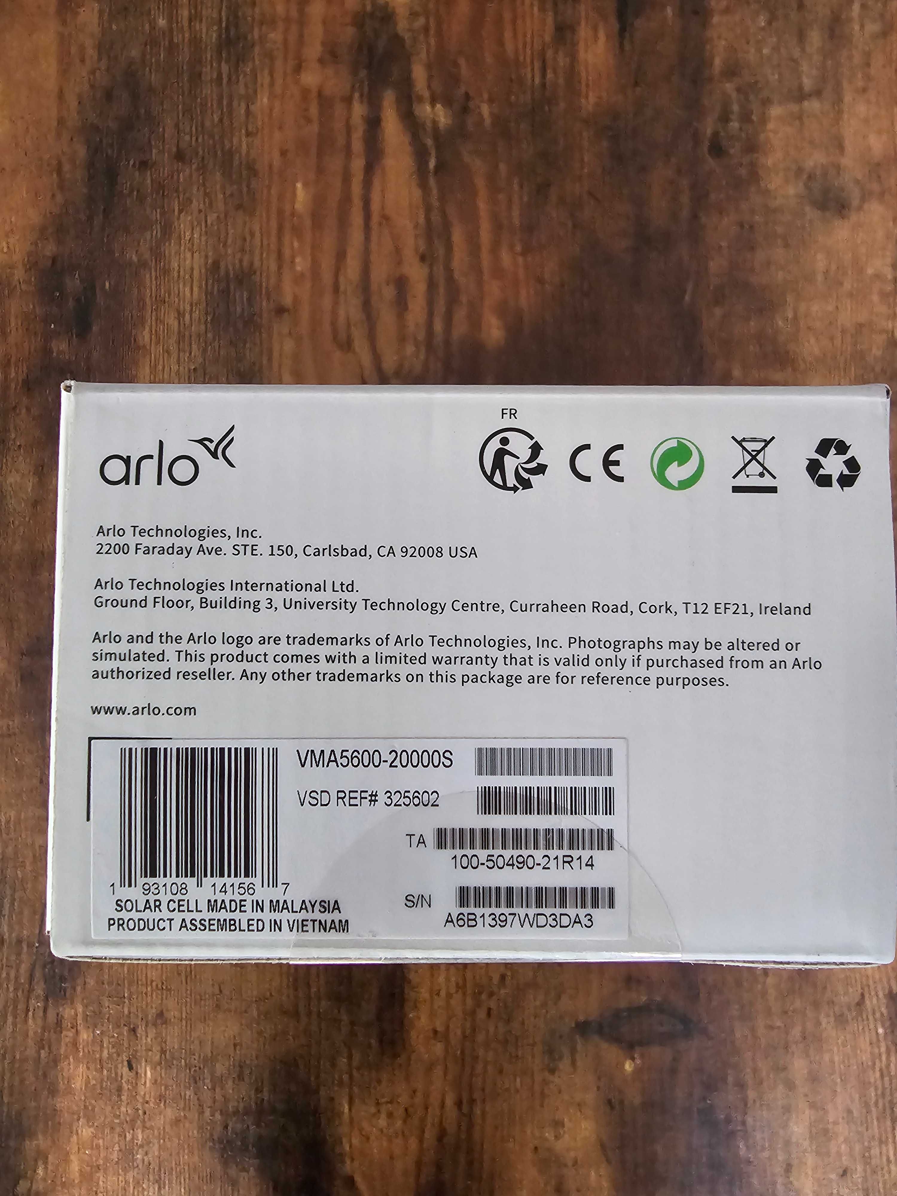 Arlo Solar Panel Charger - White