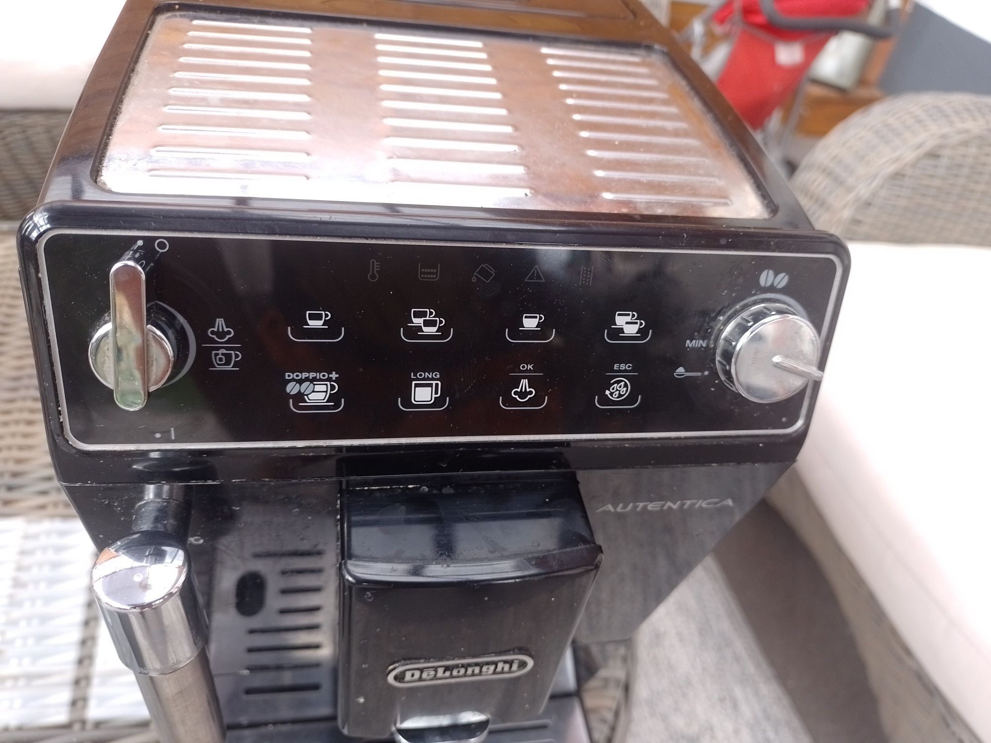 Express do kawy DeLonghi Autentica