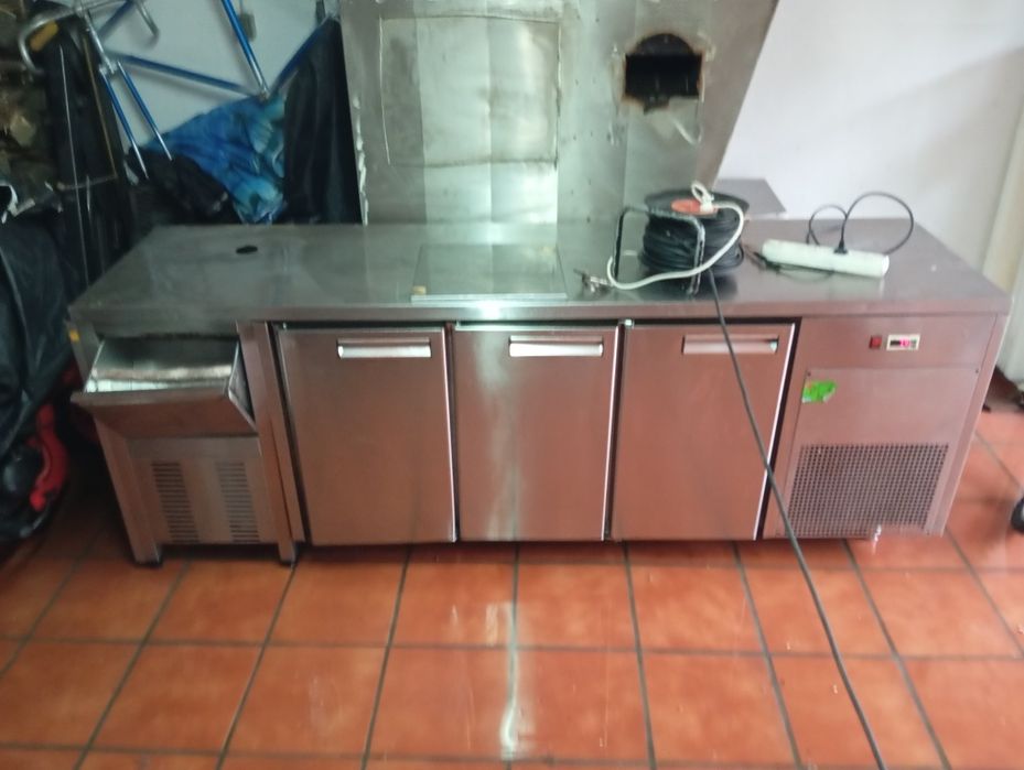 Balcão frigorífico de café