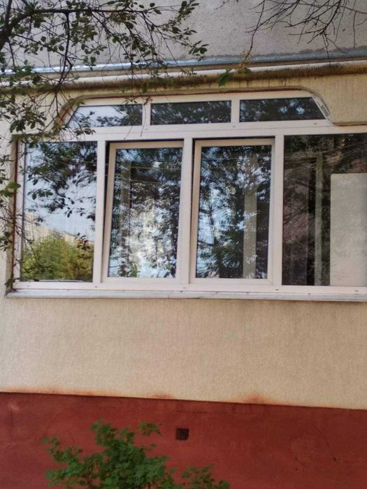 балкони,вікна,двері