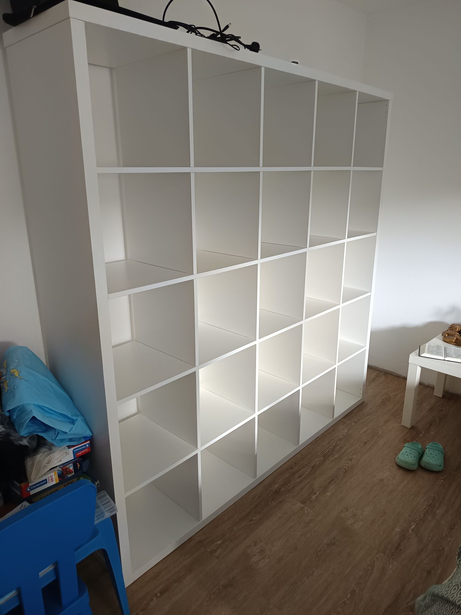 Estante Kalax IKEA como nova