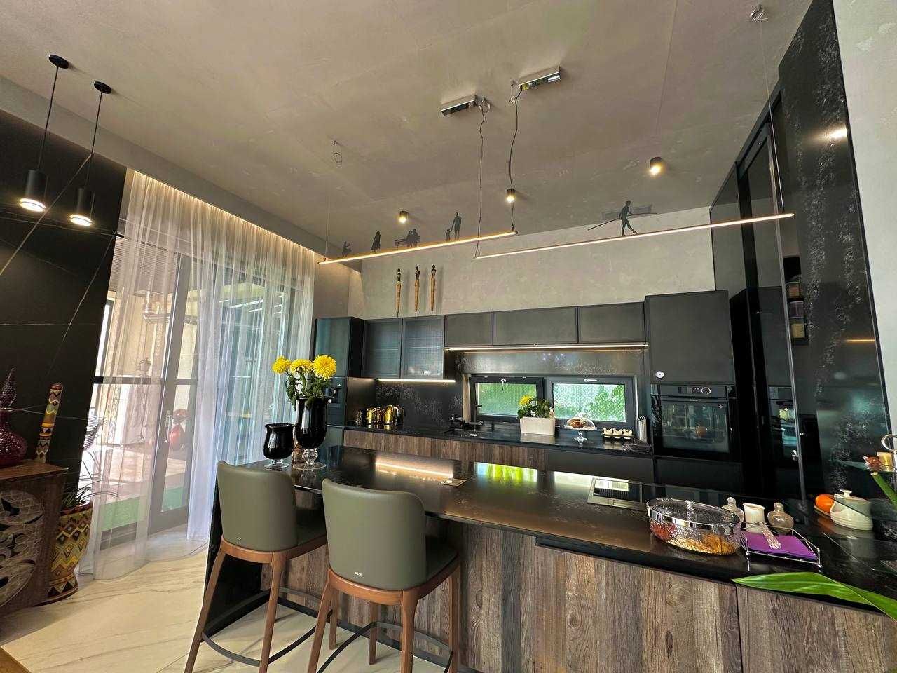 Элитный дом в Совиньоне | 284 м² | Бассейн | Дизайнерский ремонт!
