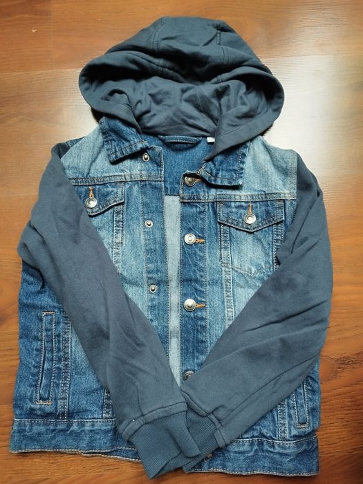 Kurtka jeans jesień wiosna rozmiar 140
