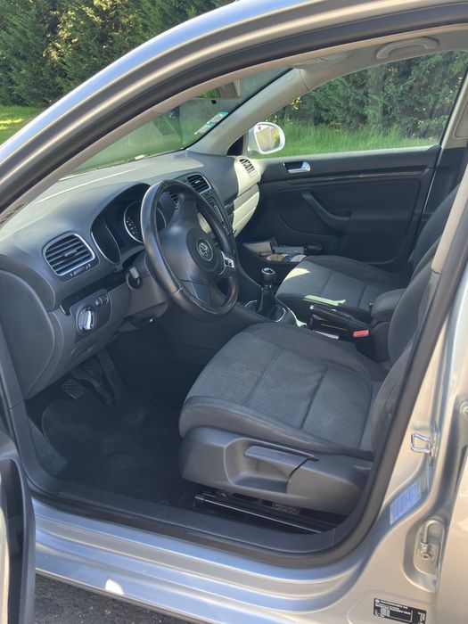 VW Golf Variant Confortline 1.6 TDI