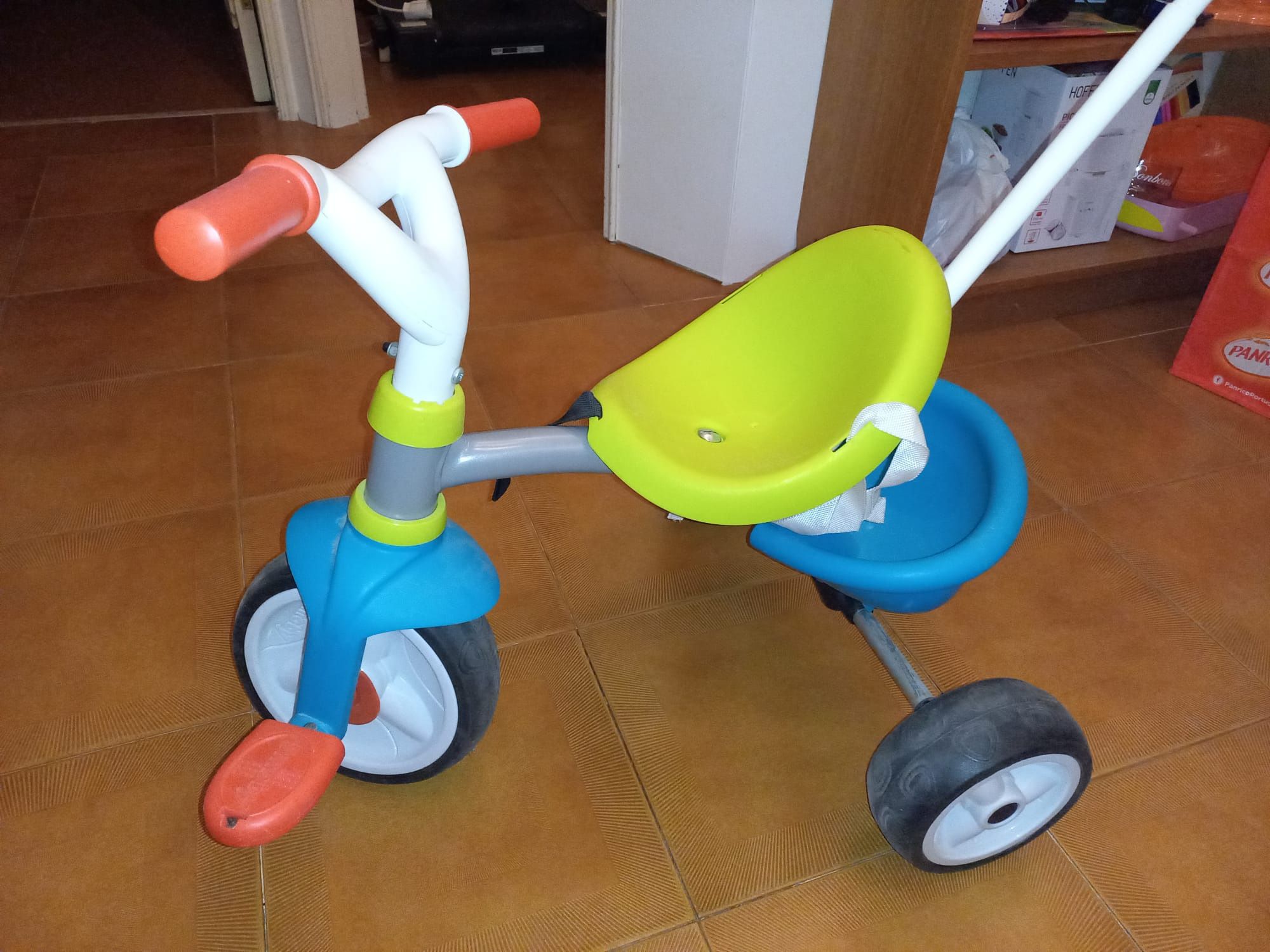 Vendo triciclo Smoby