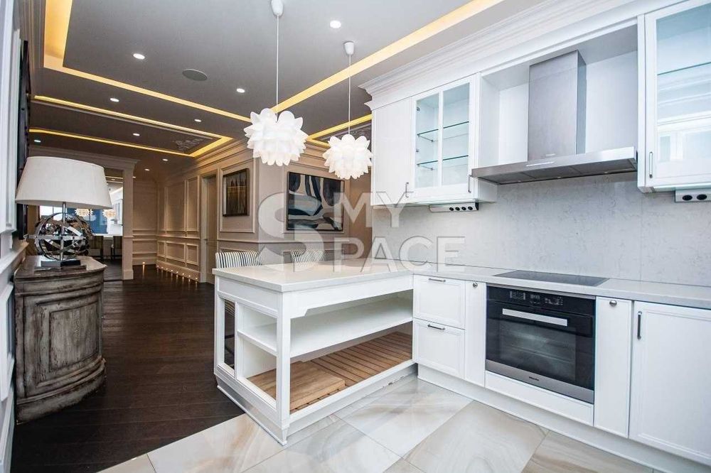 VIP Ремонт, вул. Мазепи 11-Б, вид на Дніпро