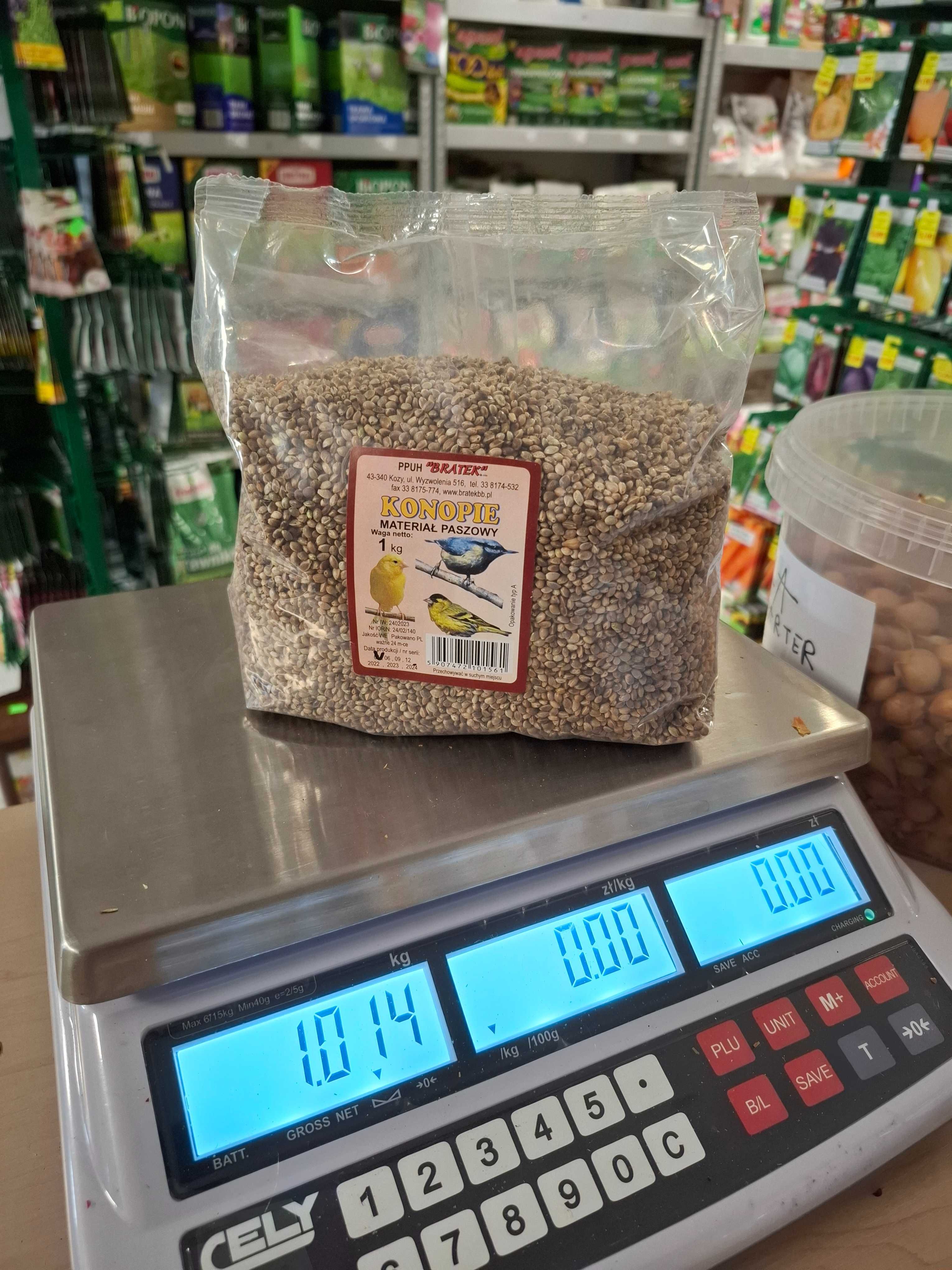 Konopie - materiał paszowy 1 kg ptaki ryby