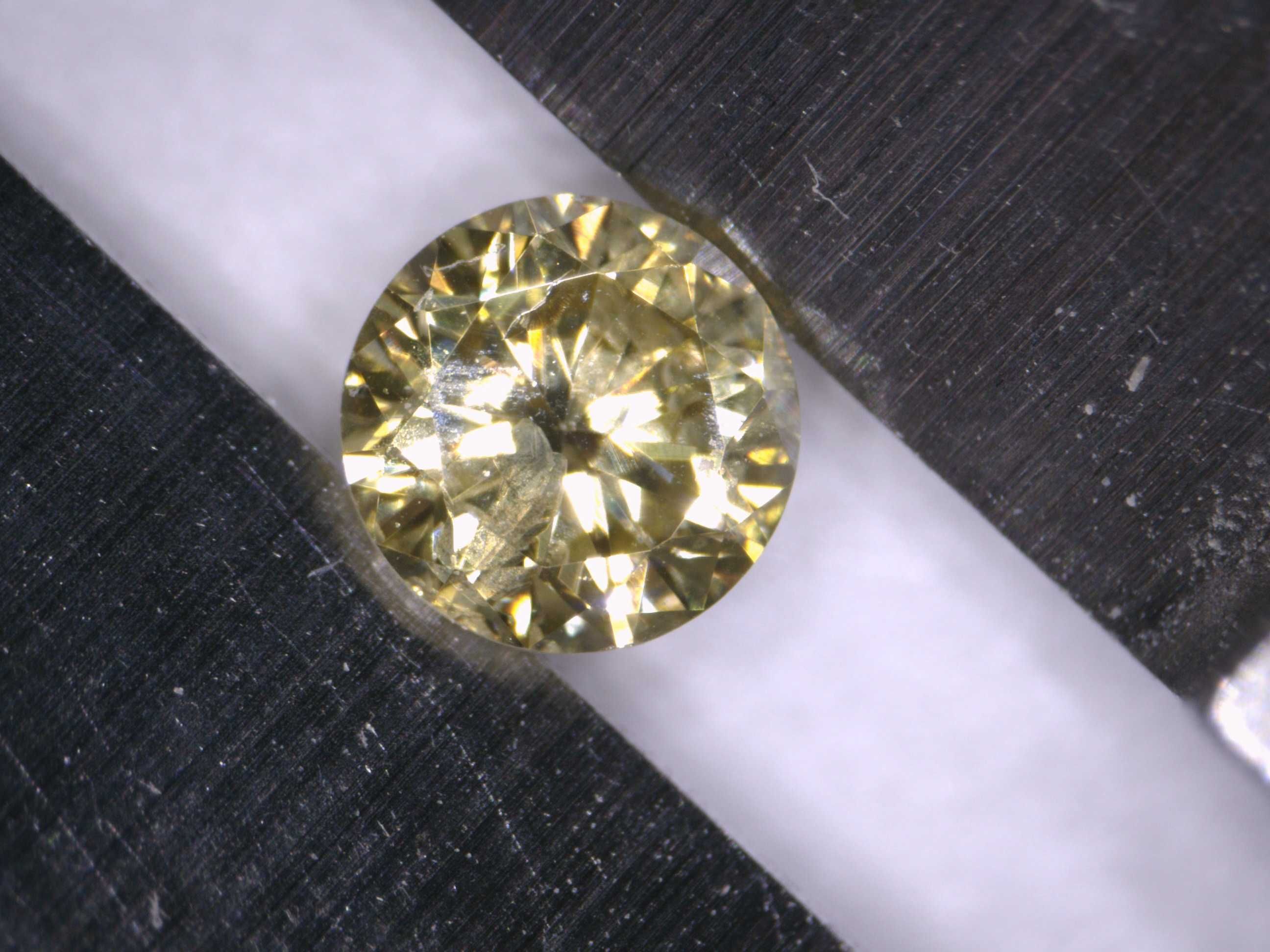 Naturalny Diament 0.08ct Żółty Brylant I1