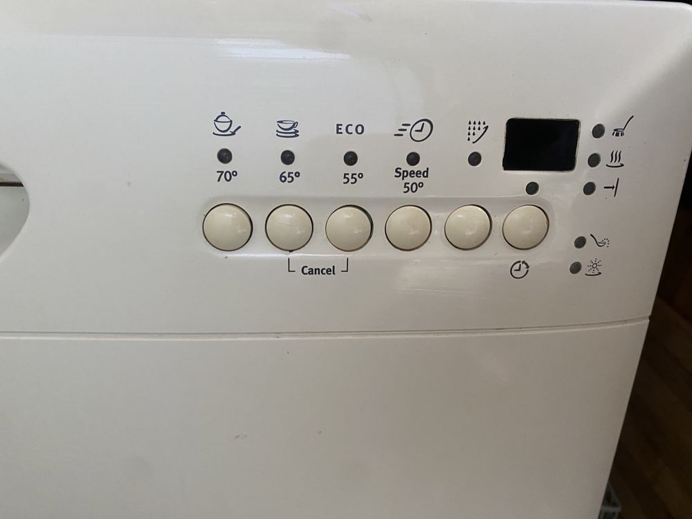 посудомийка Electrolux