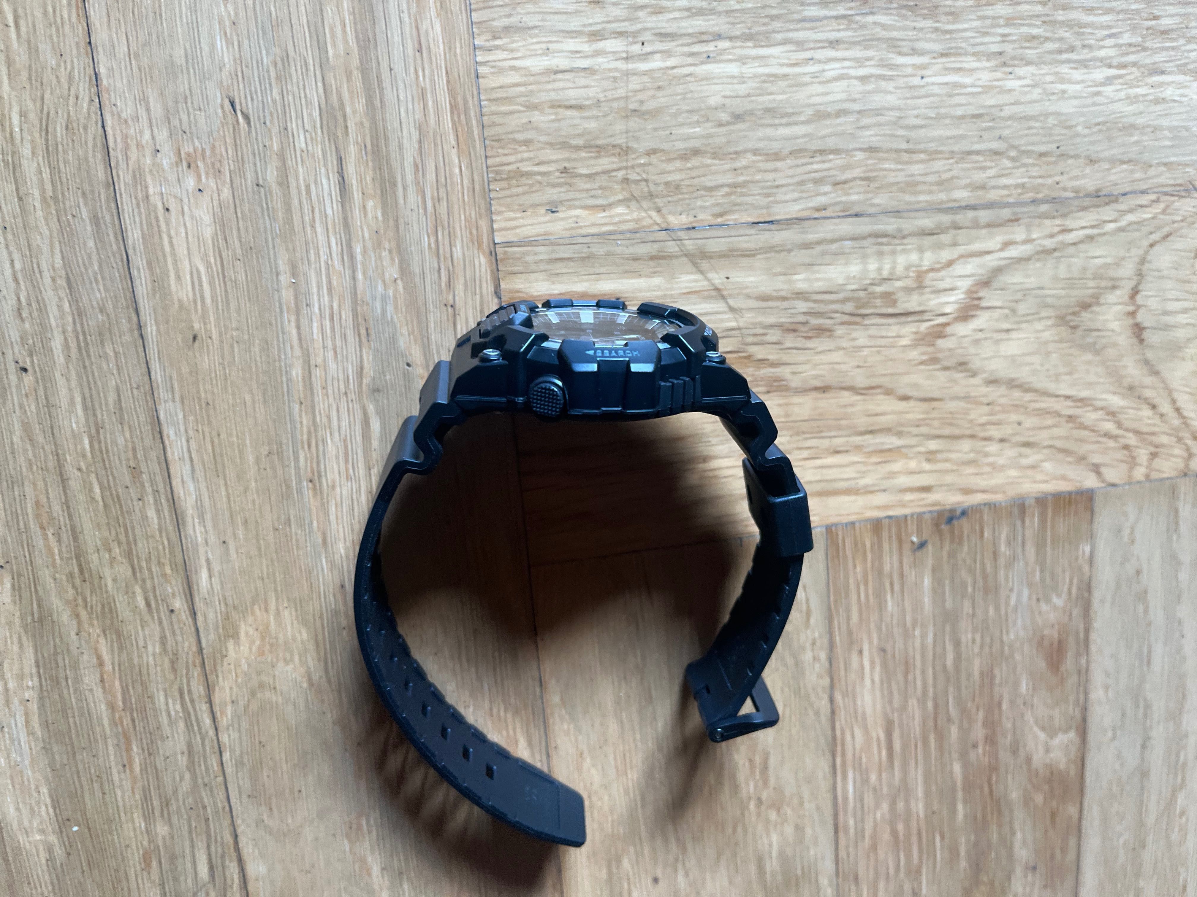 Zegarek CASIO HDC-700