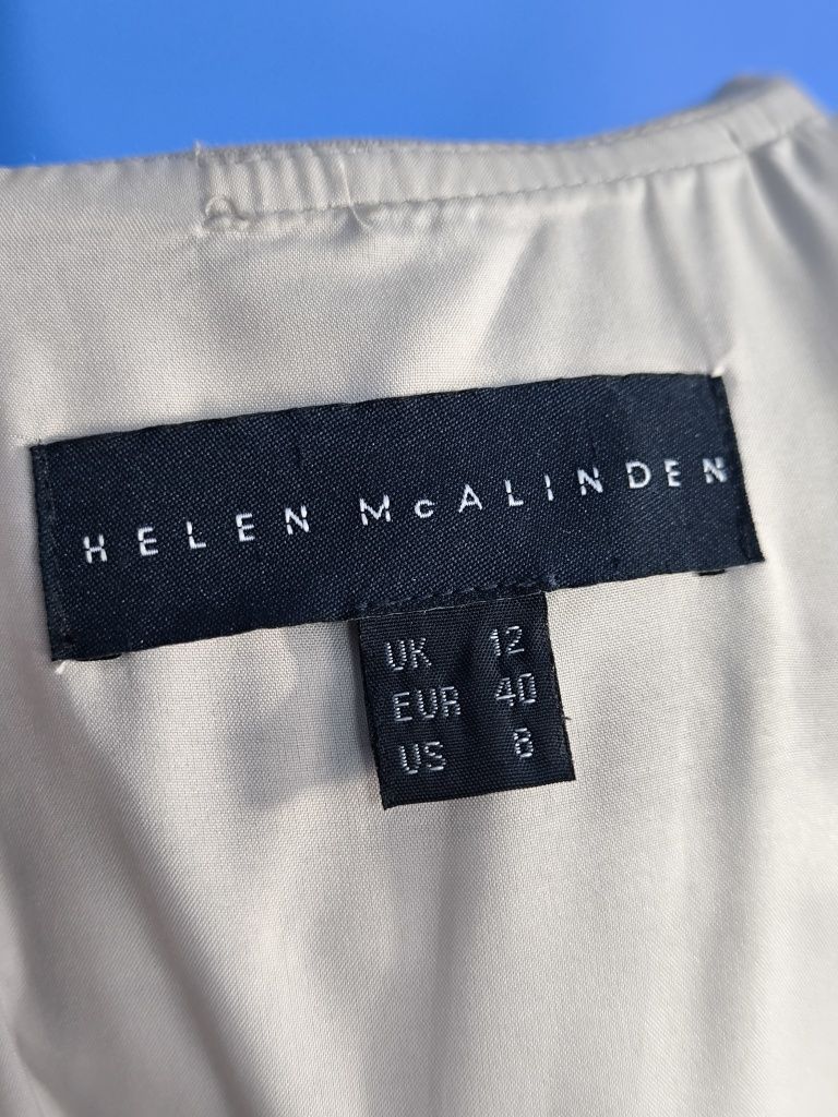 Helen Mc Alinden klasyczna elegancka sukienka w stylu minimalistycznym
