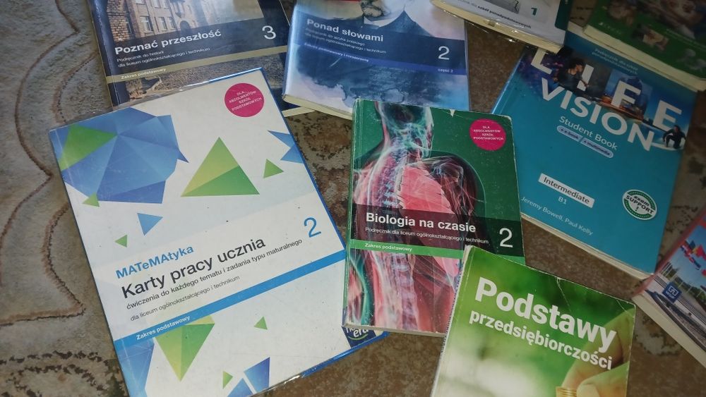 Sprzedam podręczniki
