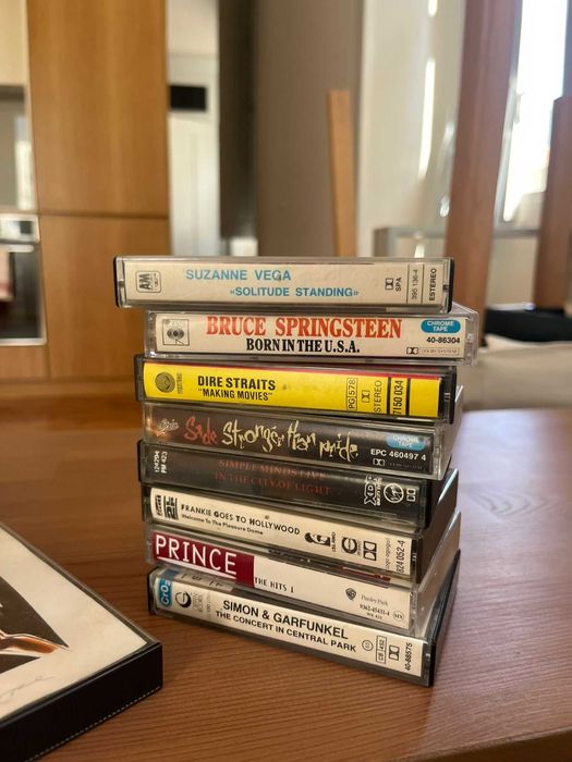 Cassetes música variada