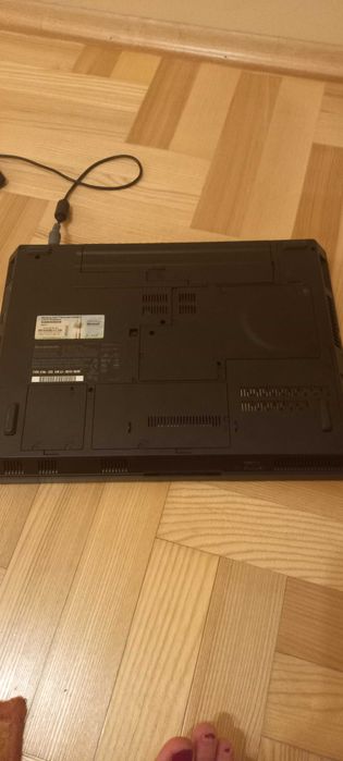 Mega Hit. Okazja !Laptop Lenovo sprawny w 100% mało uzywany tanio