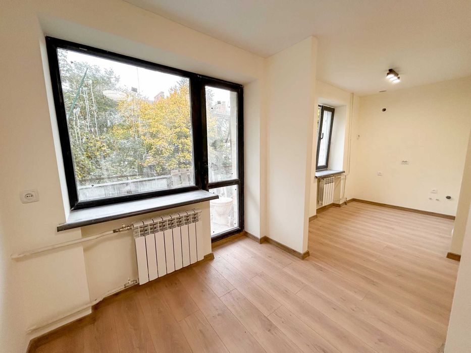 Однокімнатна з новим ремонтом