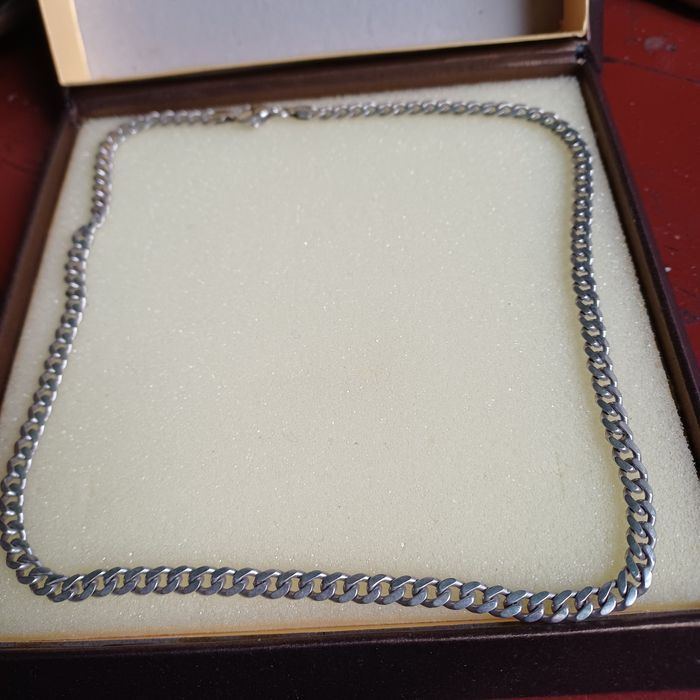 Srebrna bizuteria,lancuszek.