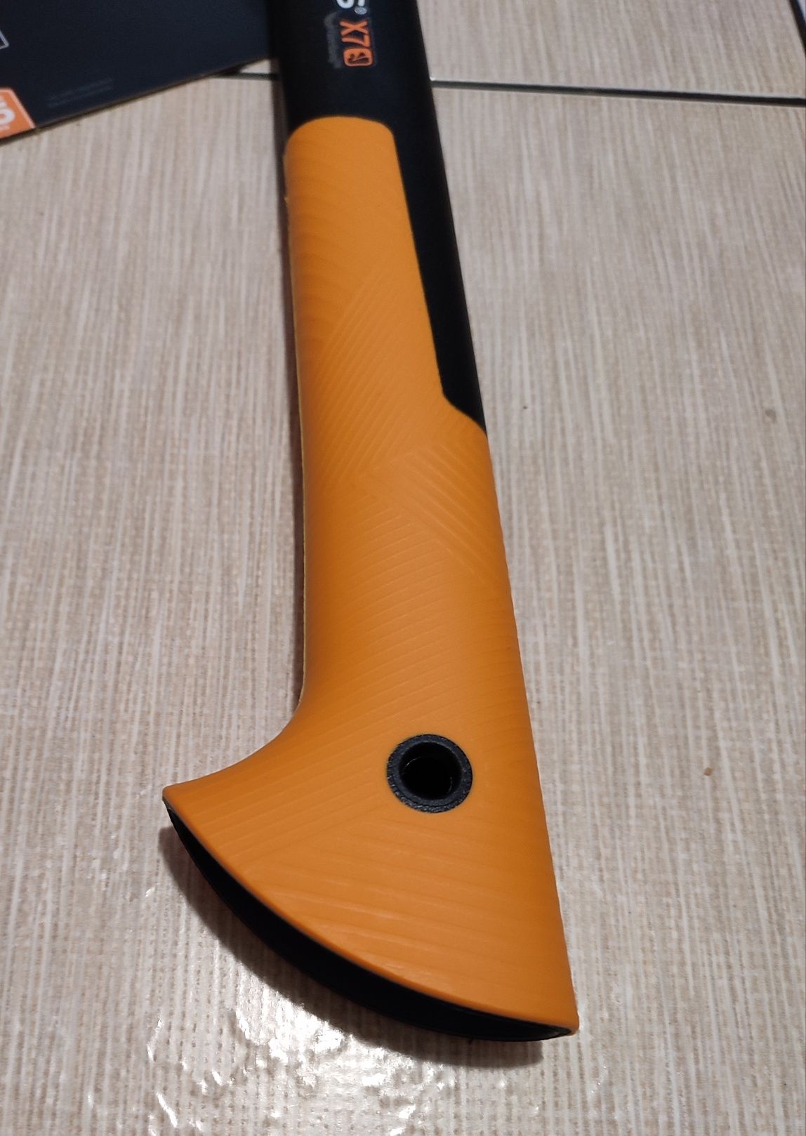 Сокира Fiskars X7 1015618