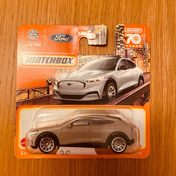 Matchbox 2021 Ford Mustang Mach-E