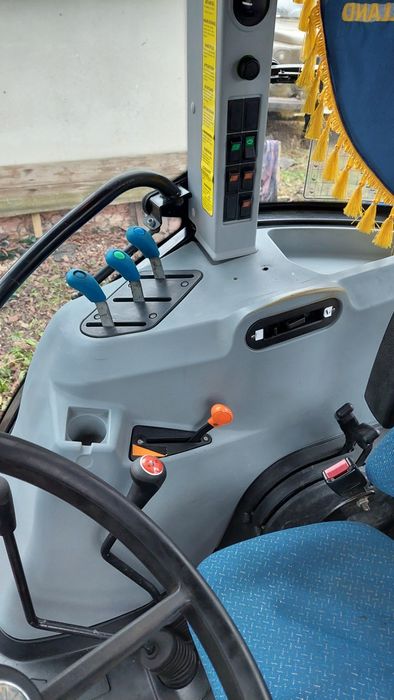 Ньюхоланд тд5 110