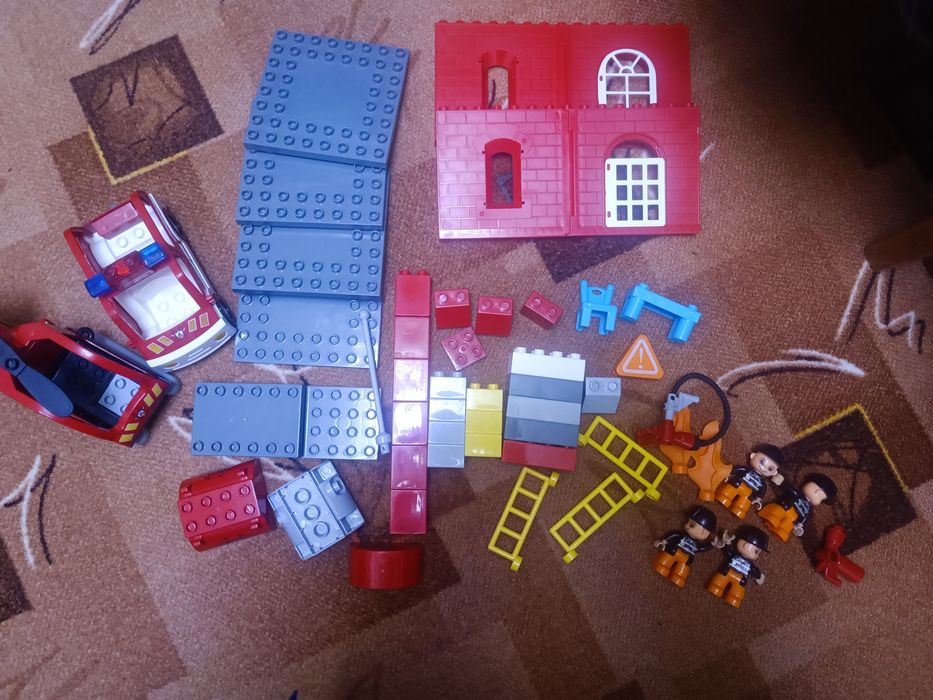 Конструктор JDLT (аналог Lego Duplo) "Полицейский и пожарний участок"