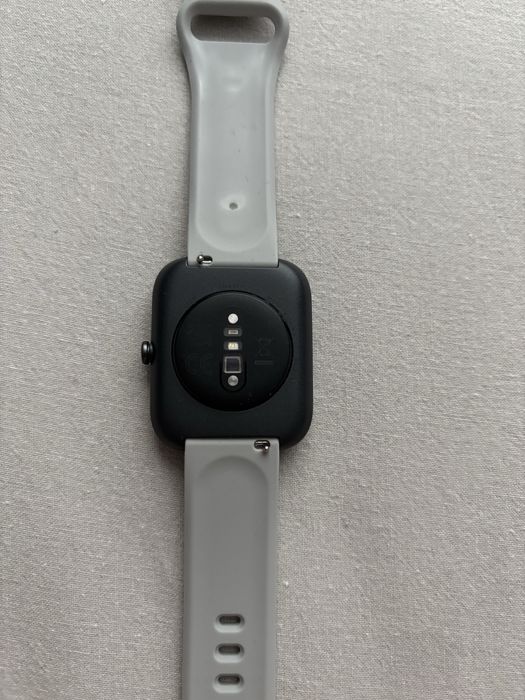 Продам смарт годинник Amazfit bip 3 pro