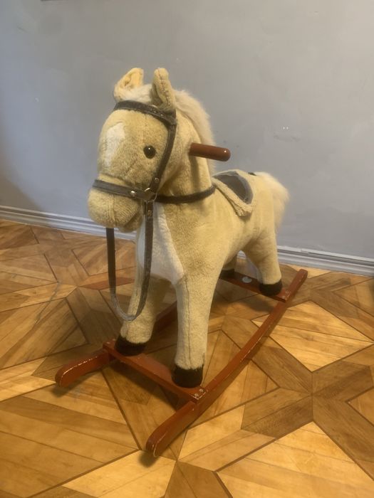 Коник гойдалка