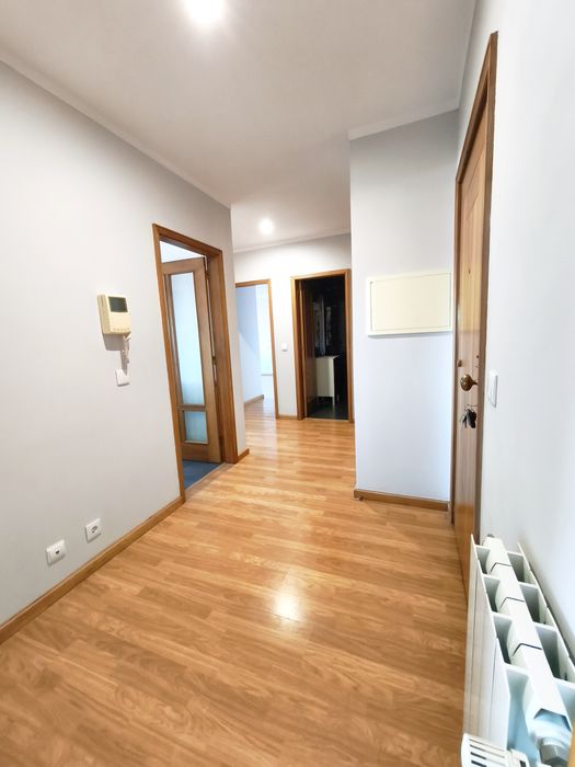 Apartamento T2 em Condomínio Privado – Localização Premium Grijó