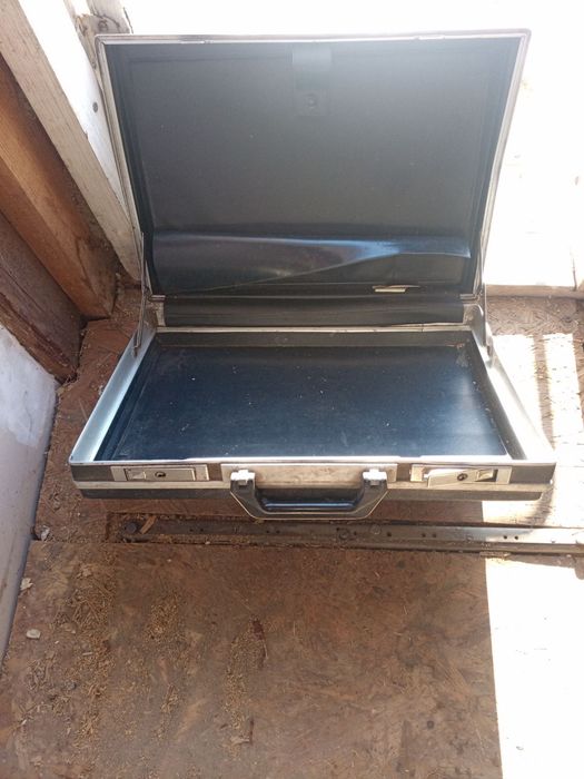 ретро винтажный кожанный чемодан дипломат кейс советские ссср рогань