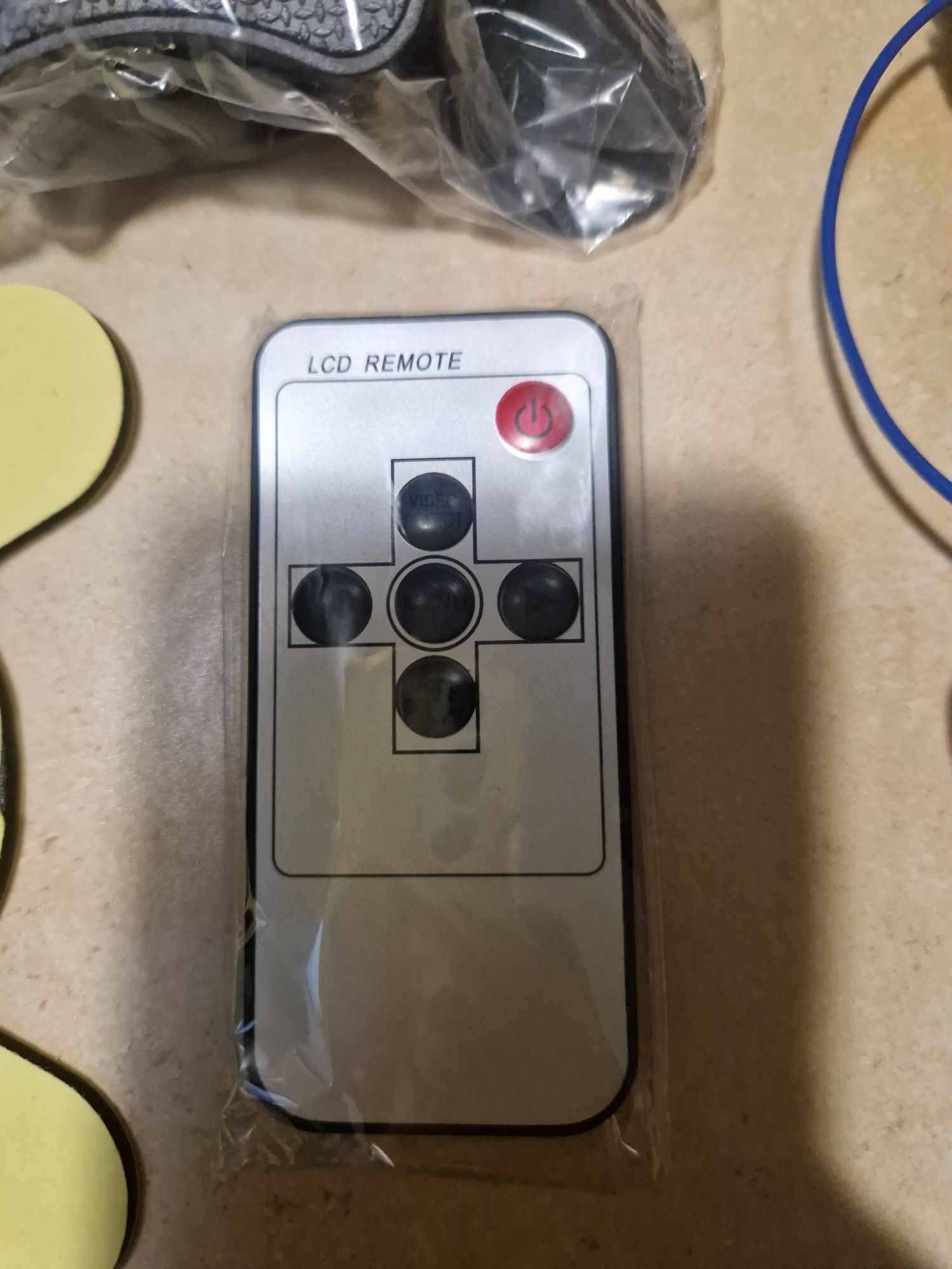 LCD color monitor