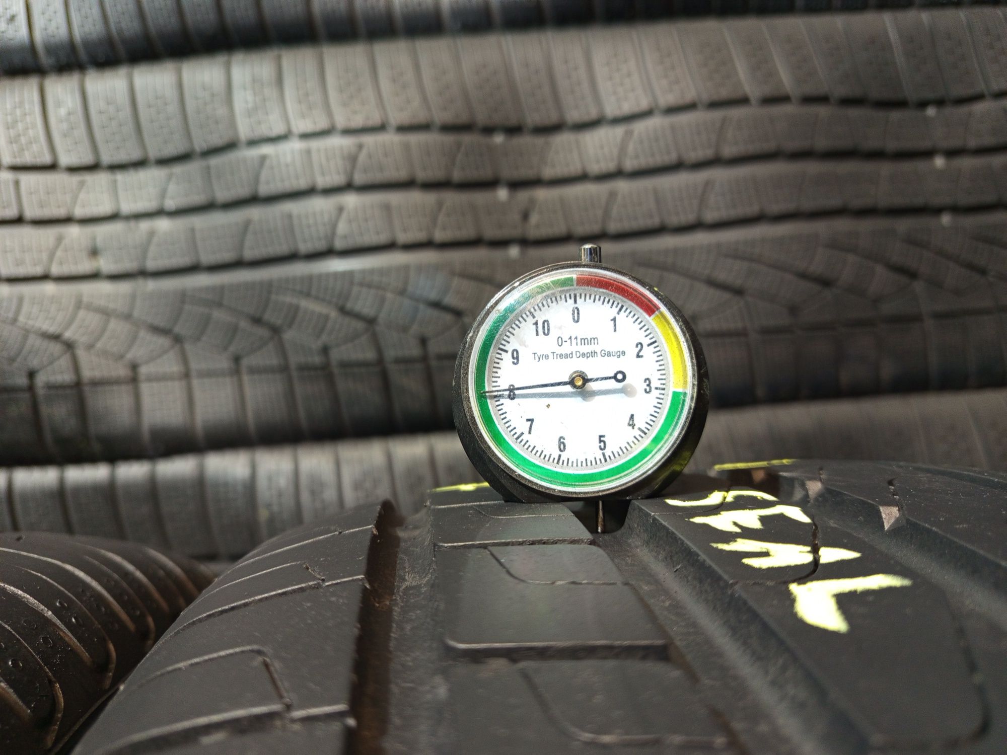 235/50R19 Pirelli Scorpion Verde
