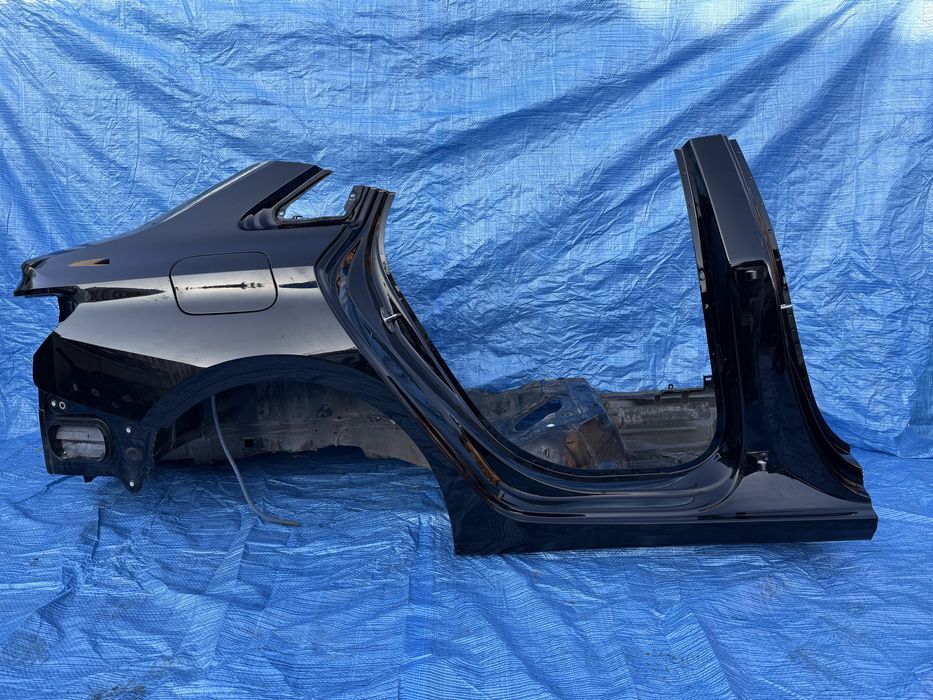 ĆWIARTKA tylna prawa poszycie błotnika AUDI A3 S3 8Y SEDAN LY9B OEM