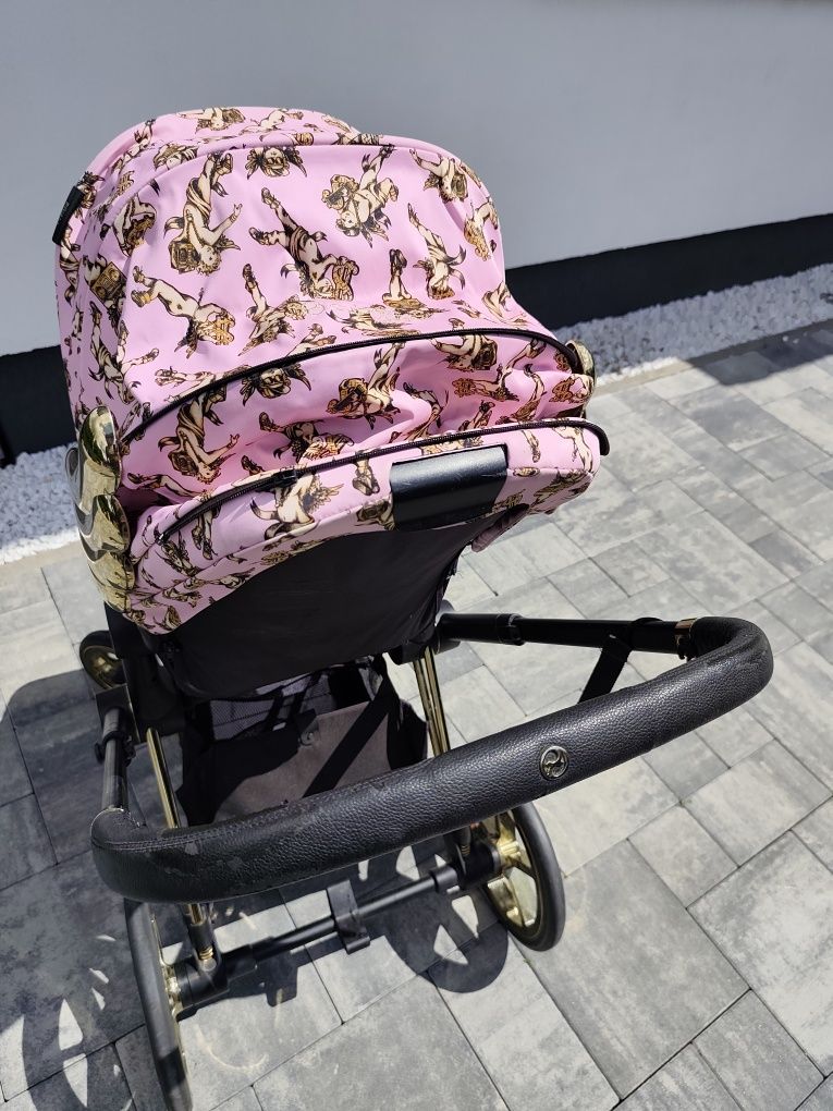 Wózek cybex skrzydła zloty