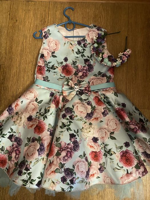 Сукні прокат 104-110