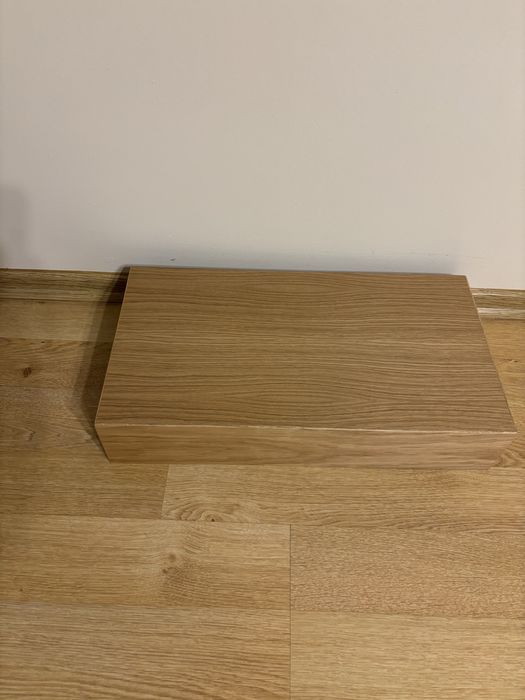 Półka wisząca naścienna drewniana