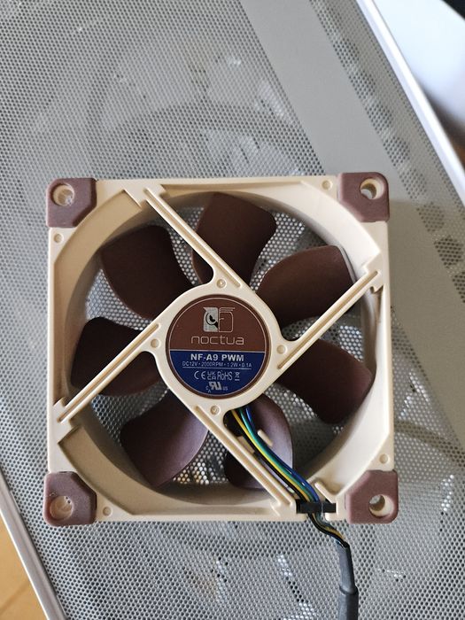 Caixa mini ITX NR200P White + Noctua