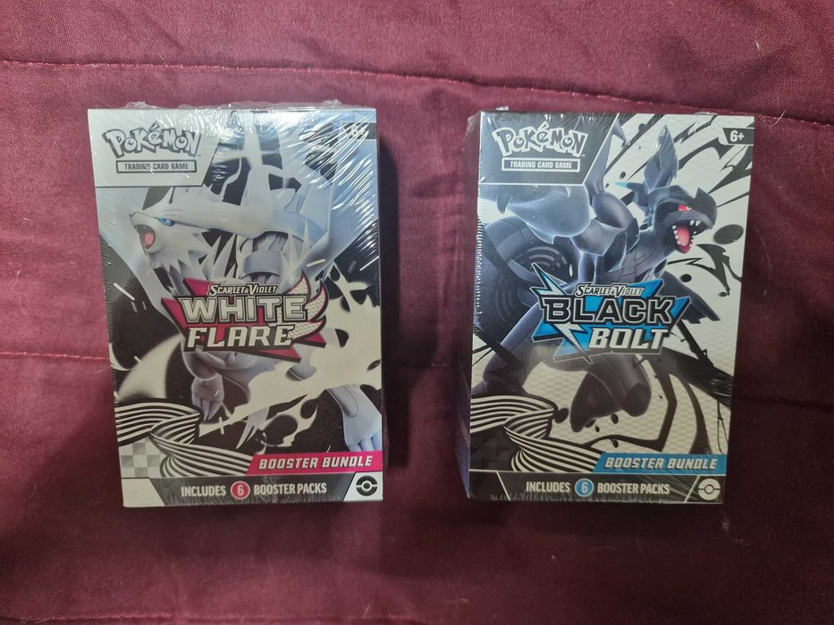 Black Bolt e White Flare Booster Bundle