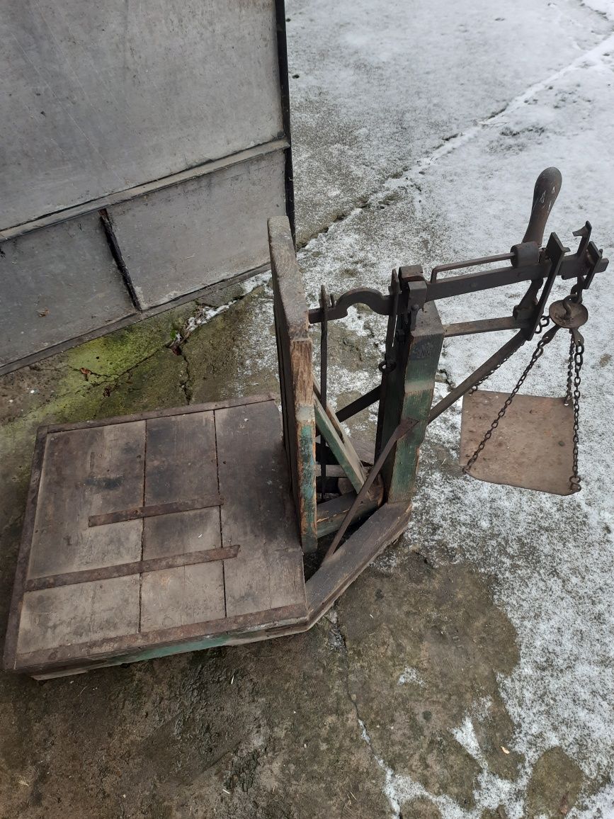 Продам Весы Деревянные