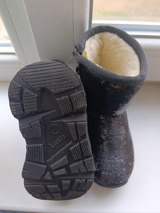 Дитячі чобітки для дівчинки