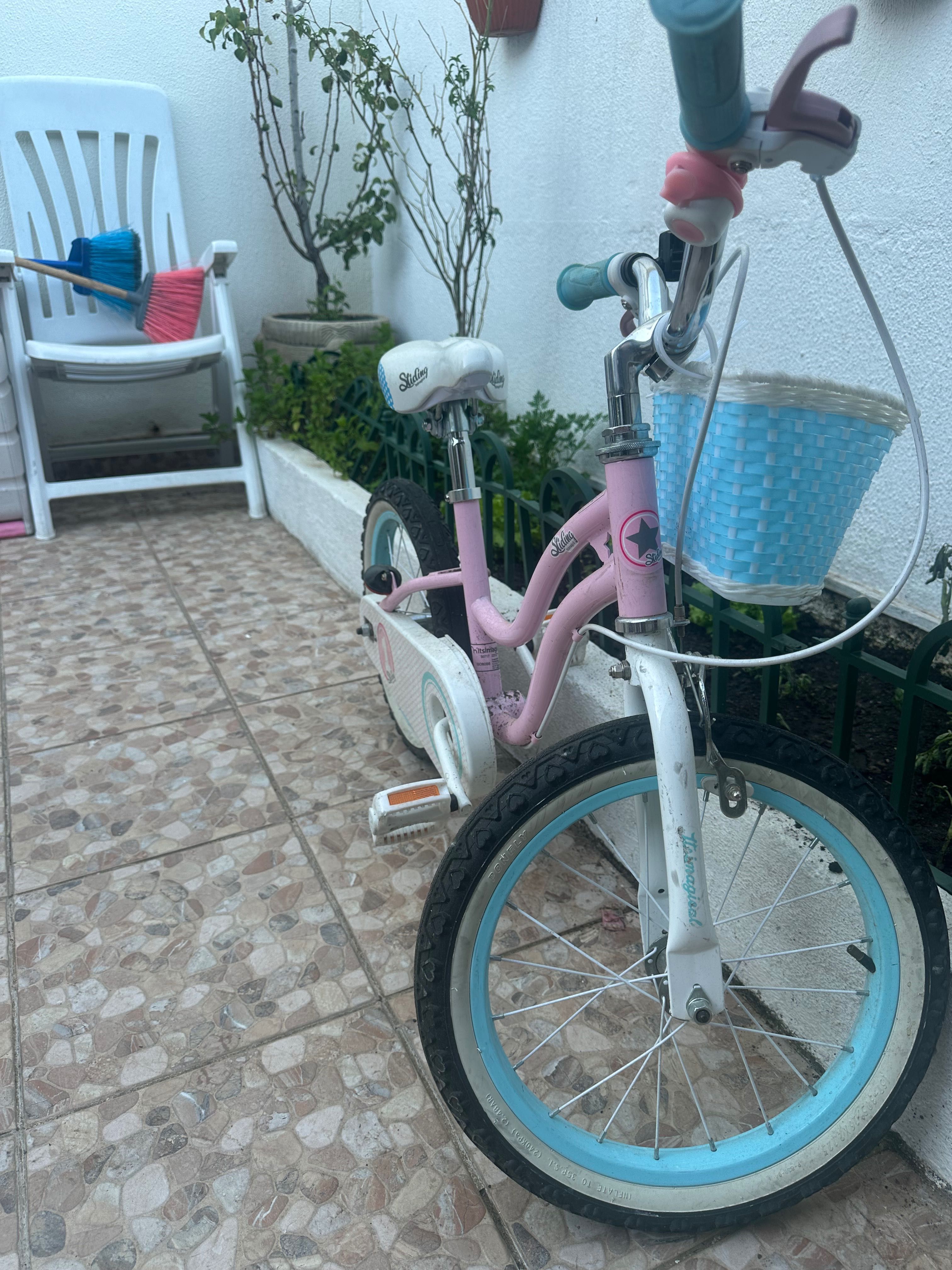 Bicicleta menina