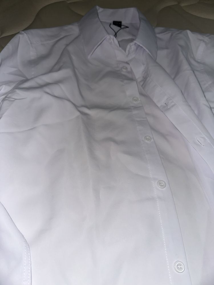 Camisas novas sem uso preco pelas duas