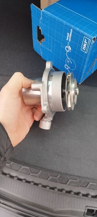 Продам помпу skf vkpc 81178 ,vag disel
