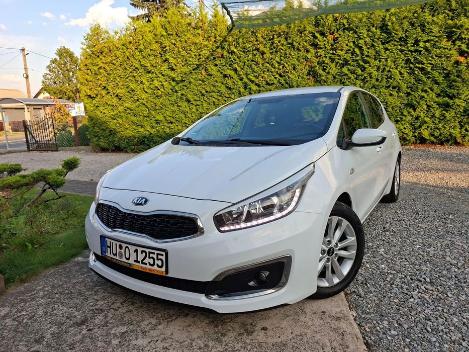 Kia Ceed 1.4 benz Klima Alu Navi Kamera Super stan Niemcy