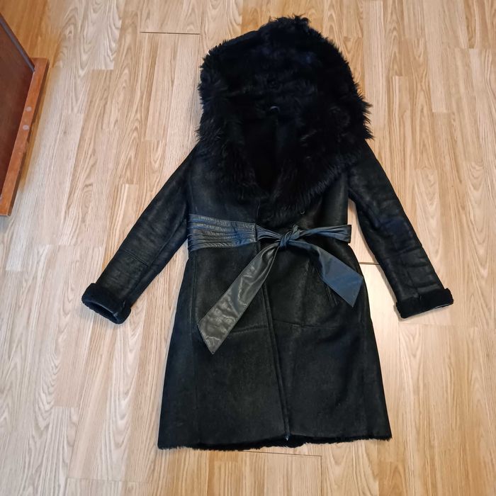 Дублёнка женская  б/у натуральный мех размер М