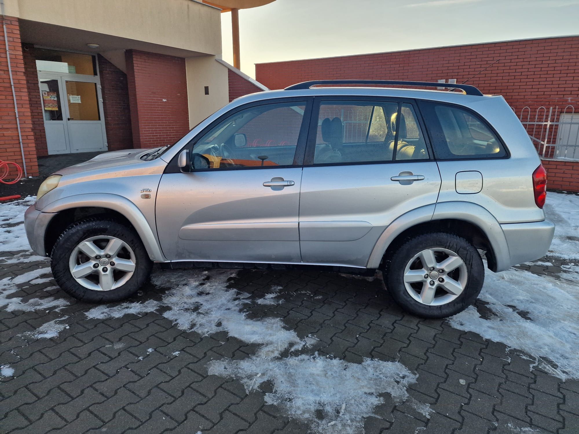 Sprzedam Toyota RAV4
