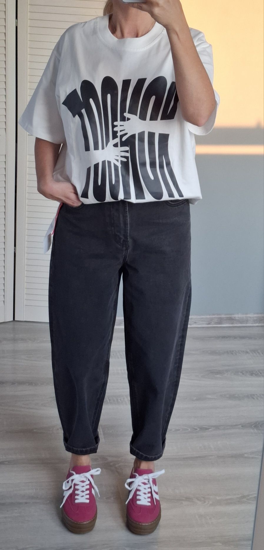 Tshirt drogie chiny biały z czarnym napisem