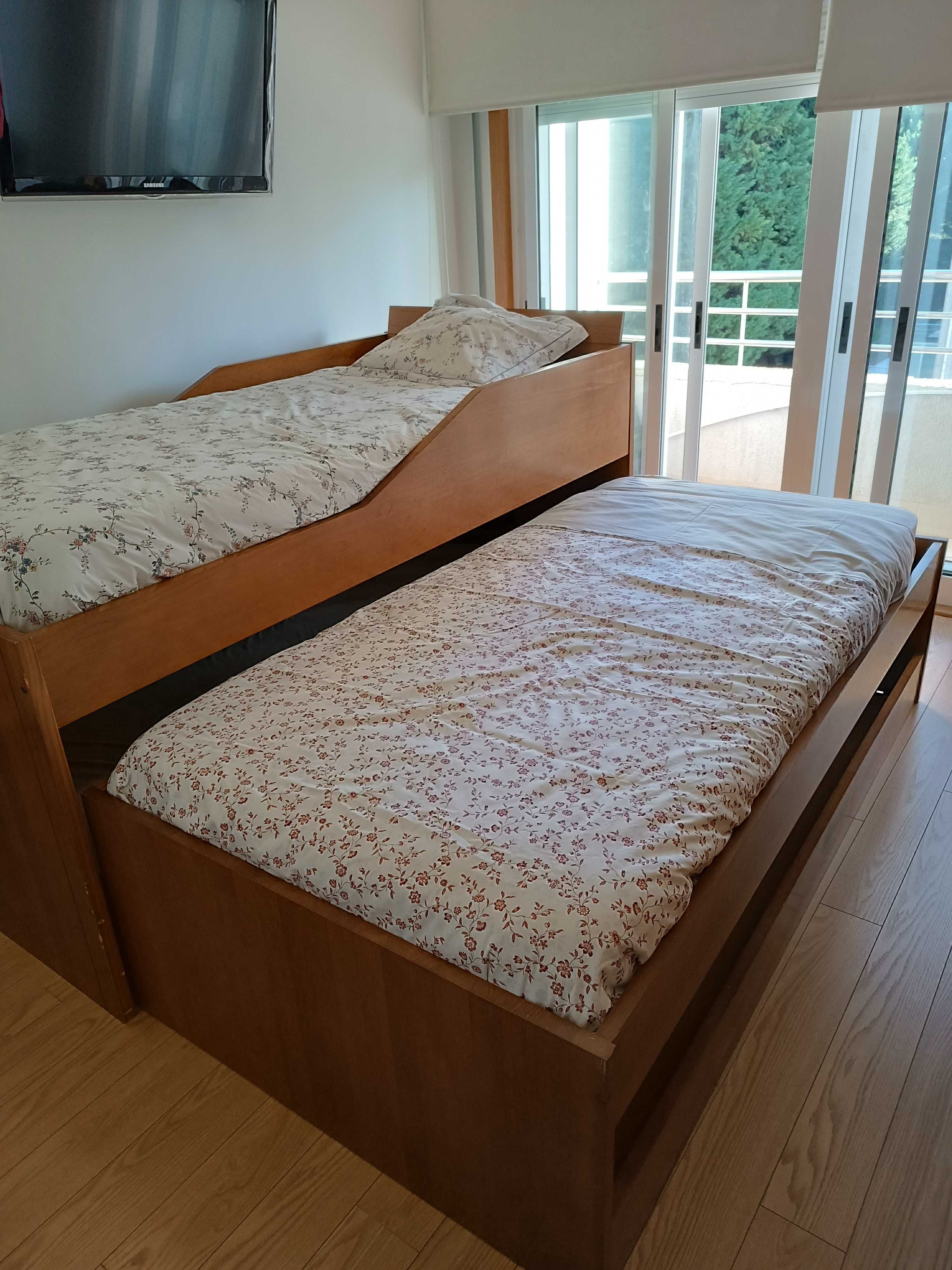 Cama Tripla - Cama extensível com 3 camas